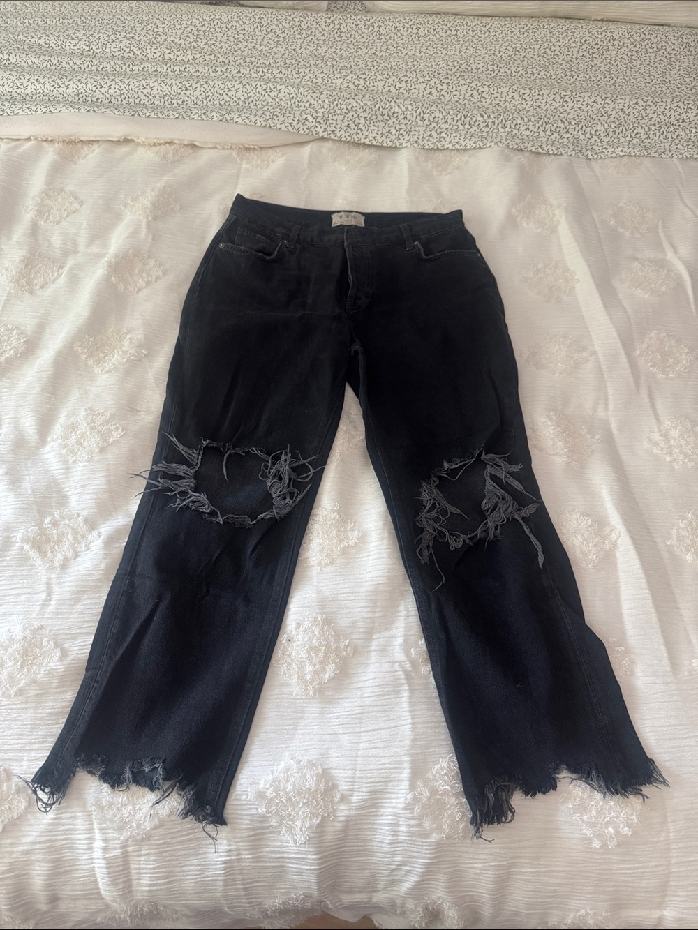 We the Free Size 28 Black Distressed Wide-Leg Women’s Jeans